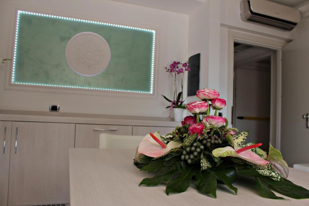 Boutique Hotel Paradiso Bovelacci มิลาโน แมริตทิมา ภายนอก รูปภาพ